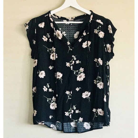 Buffalo David Bitton Size Medium Flutter Sleeve Floral Blouse Top Black Poppy - Picture 3 of 10